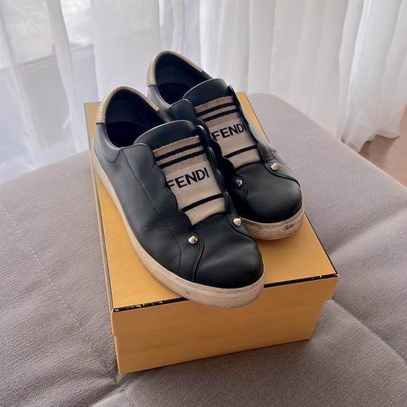 FENDI shoes - Picture 2 of 2